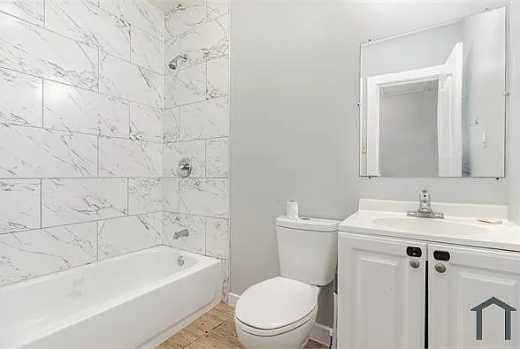 3402 Jeffries St #B — Photo 9