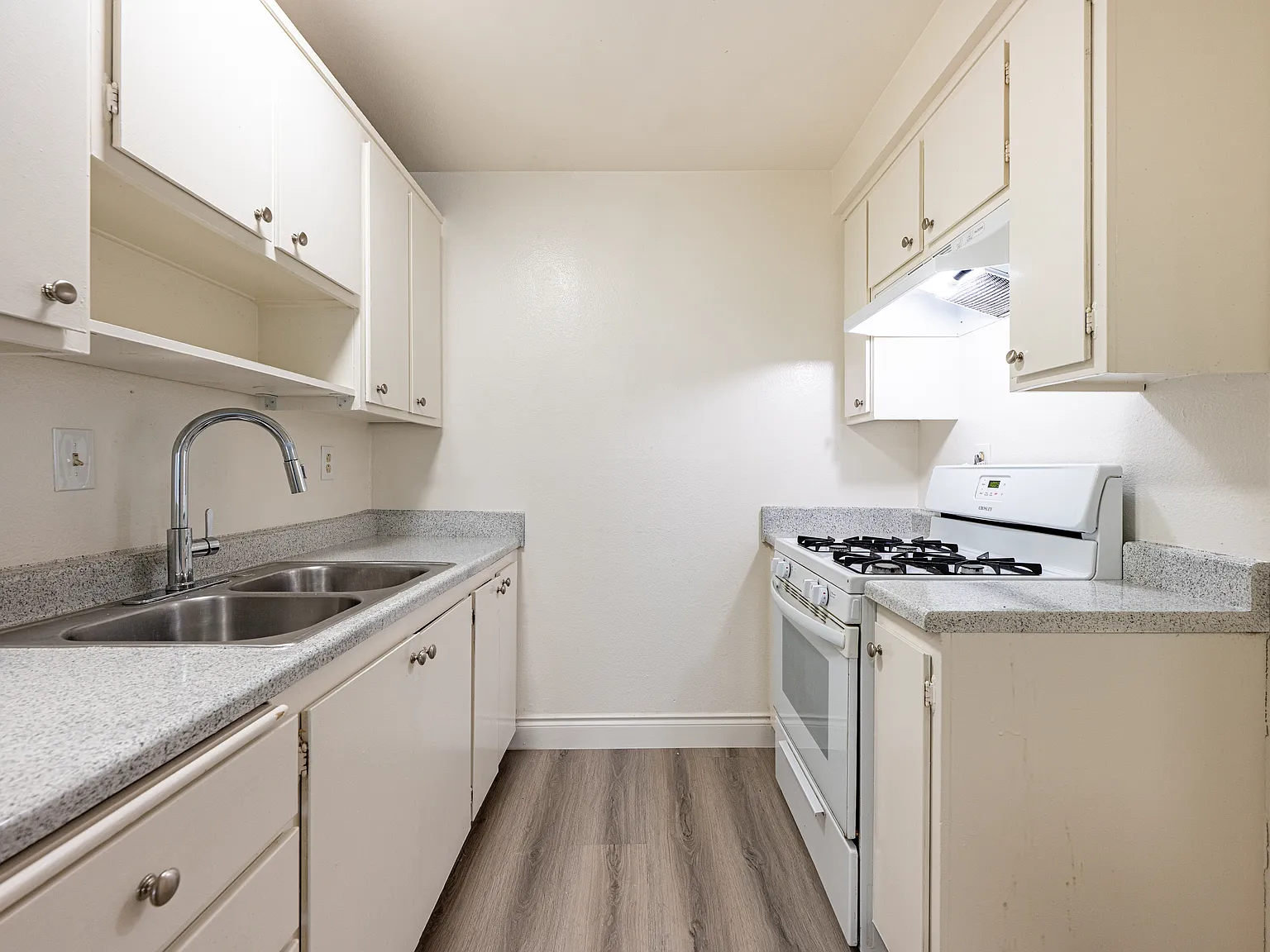 1 bed, 600 sqft, $1,695 — Photo 4