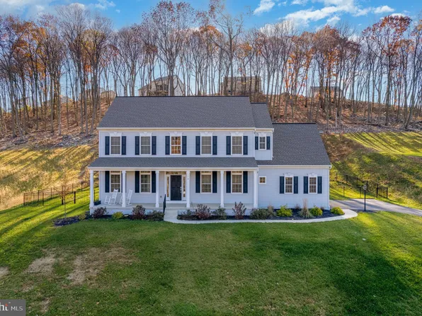 110 Stone Arch Dr, Marysville, PA 17053