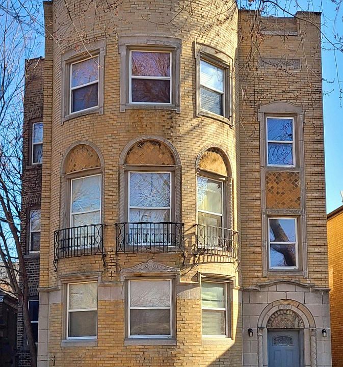 1st image of 6551 N Sacramento Ave