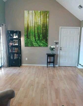 Living room are 2