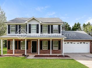 121 Whistle Way, Locust Grove, GA 30248