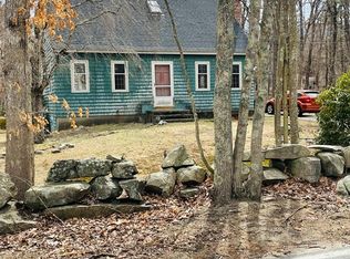 318 Westford Rd, Tyngsboro, MA 01879