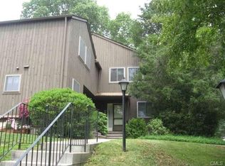 71 River Bend Rd UNIT D, Stratford, CT 06614