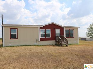 111 Harwood Rd, Yoakum, TX 77995