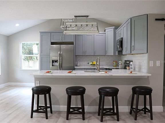 5th image of 2606 Shady Grove Ln