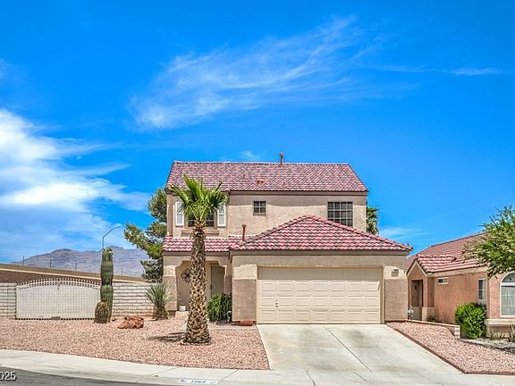 2nd image of 7964 Lovely Pine Pl