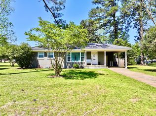 296 Fairview Cir, Jackson, AL 36545