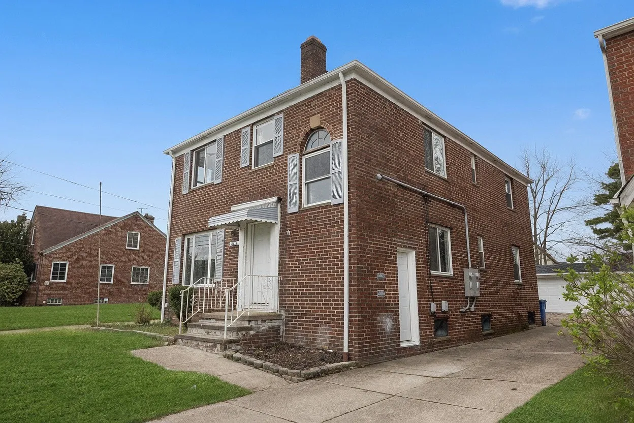 3596 Warren Road #UP — Photo 1