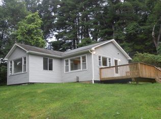 101 Towpath Rd, Hawley, PA 18428