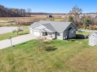 12043 Beauterra Ln, Middleville, MI 49333