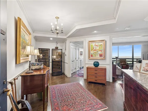 2660 Peachtree Rd NW APT 32B, Atlanta, GA 30305