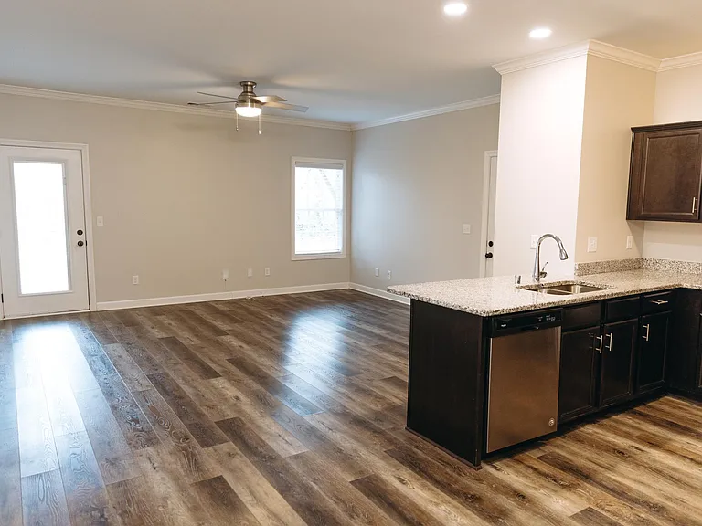 Laurel Ridge — Photo 10