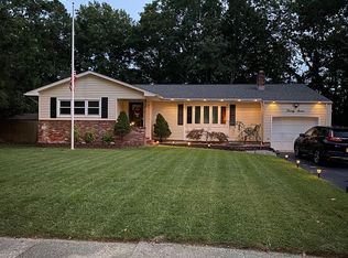 27 Buckingham Dr, Toms River, NJ 08753