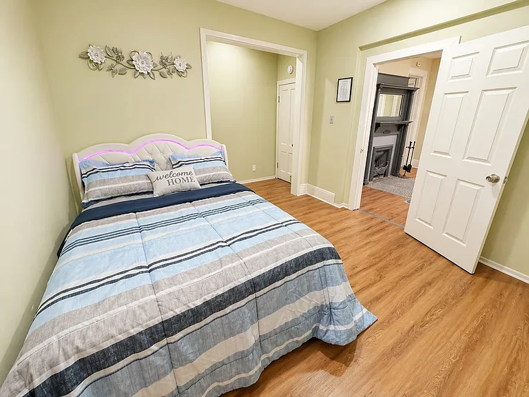 1817 Ontario Ave #1 — Photo 9