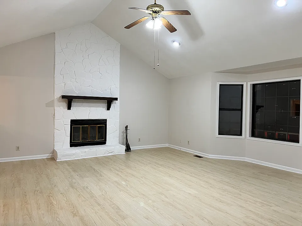 743 Plantation Pkwy