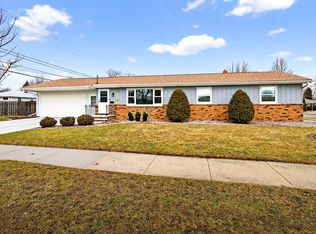 1428 E Pershing St, Appleton, WI 54911