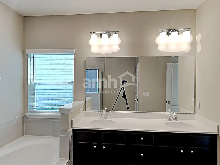 244 Hemlock Point — Photo 10
