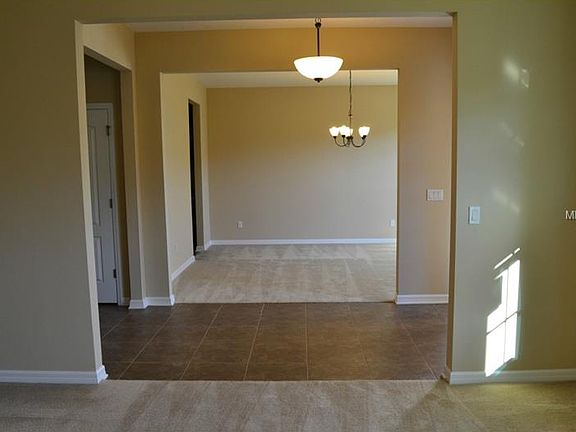 3rd image of 2361 Pickford Cir