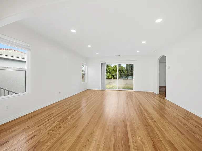 6230 Rose St — Photo 21
