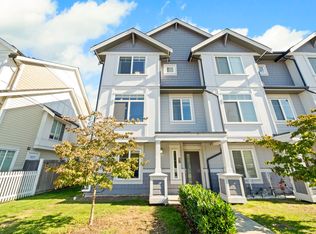 19239 70th Ave #14, Surrey, BC V4N 6S8