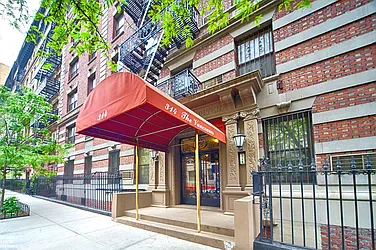 Rented by Brown Harris Stevens