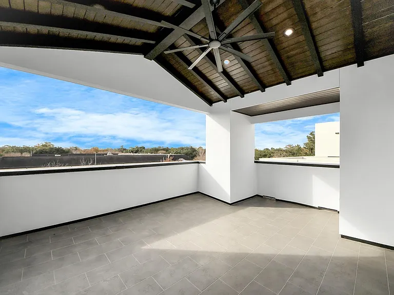 2232 Swift Blvd — Photo 32
