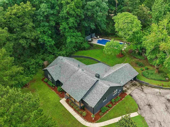 6313 Alabama Dr, Trussville, AL 35173