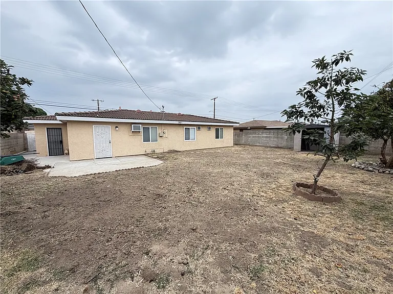 12660 Yorba Ave — Photo 14
