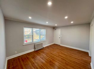 74 Seaton Rd APT 4, Stamford, CT 06902