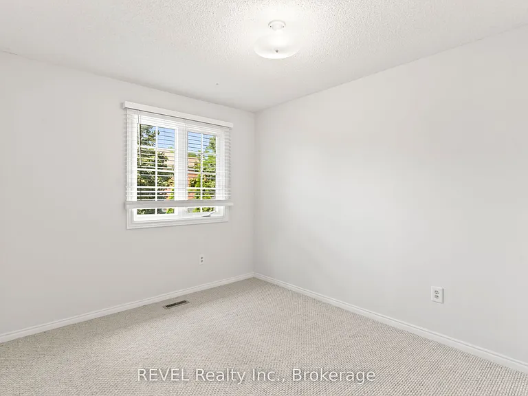 10 Bassett Blvd #56 — Photo 15