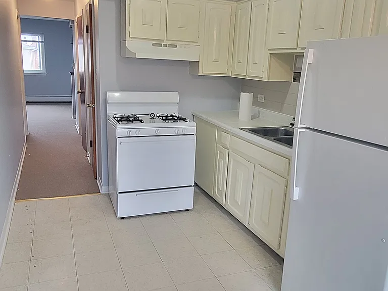 9220 Jill Ln #TOP FLOOR — Photo 14