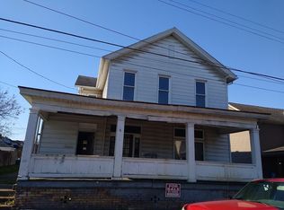 308 10th St, Wellsville, OH