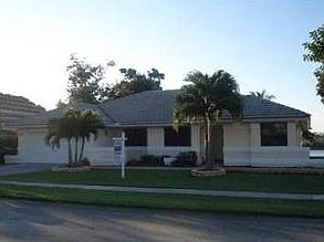 2nd image of 9810 N Oak Knoll Cir