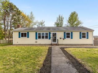 16 Wren Ter, Wareham, MA 02571