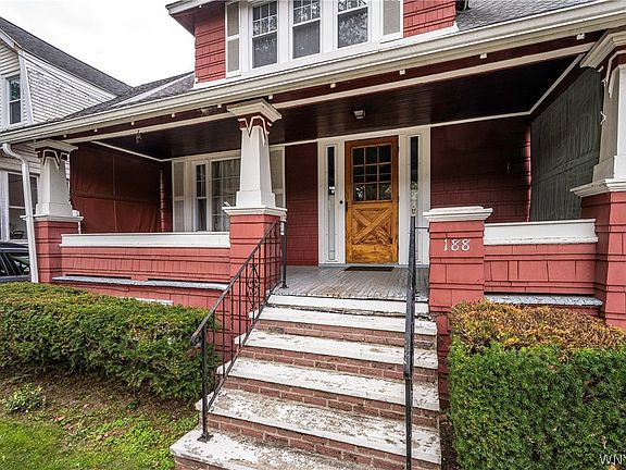 3rd image of 188 Como Ave