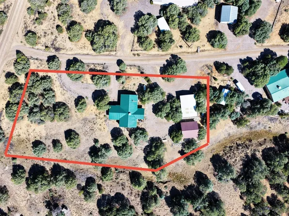 5 Oak Brush Ln, Tierra Amarilla, NM 87575