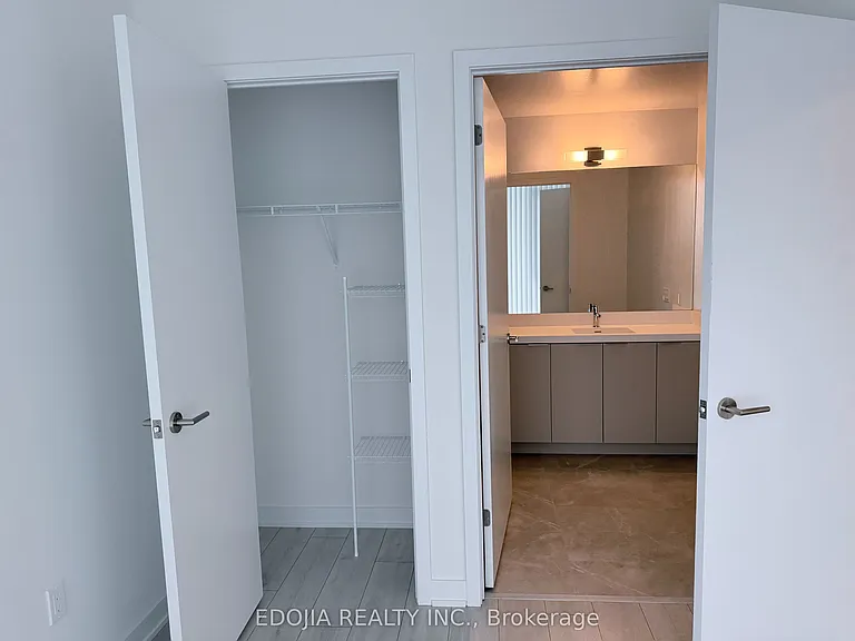 5858 Yonge St #10 — Photo 5