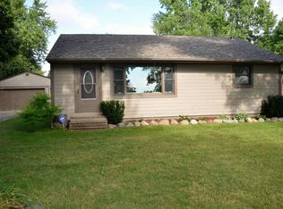7533 4th St NE, Fridley, MN 55432
