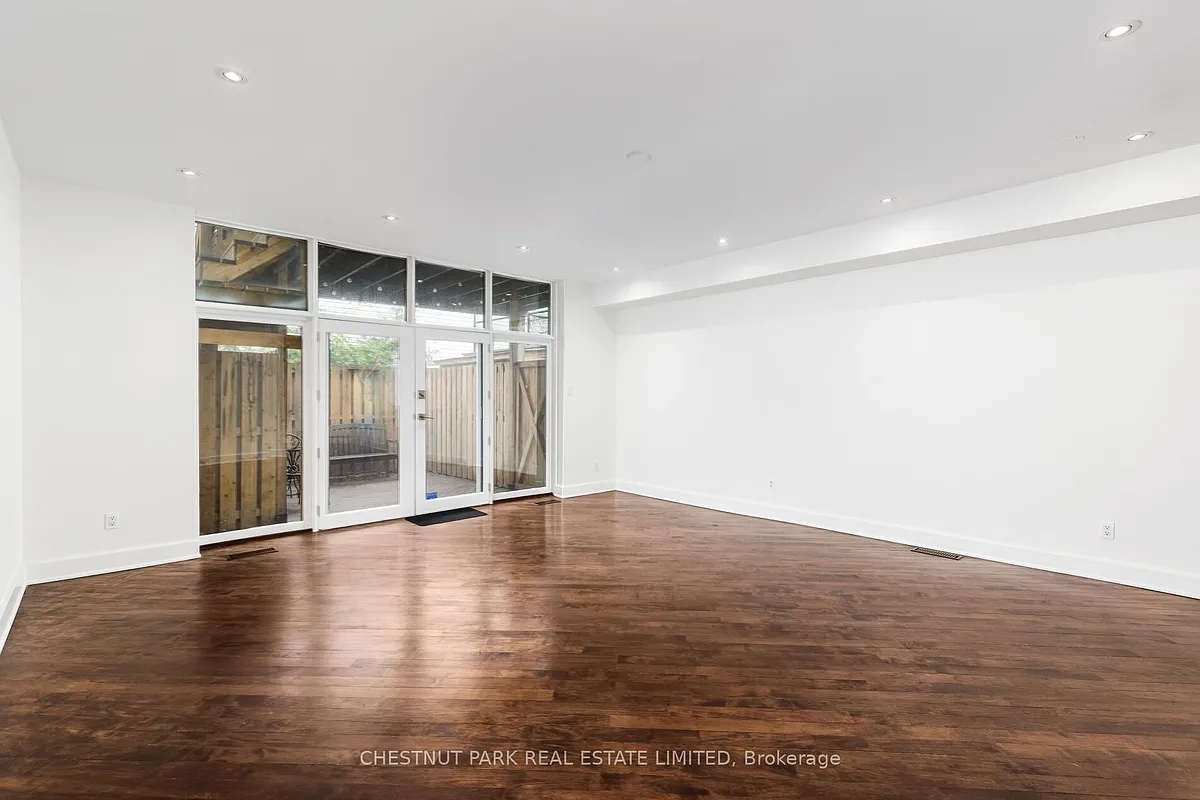 Building Photo - 734 Huron St #MAIN FL