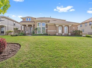 205 Hensley Dr, Lakeway, TX 78738