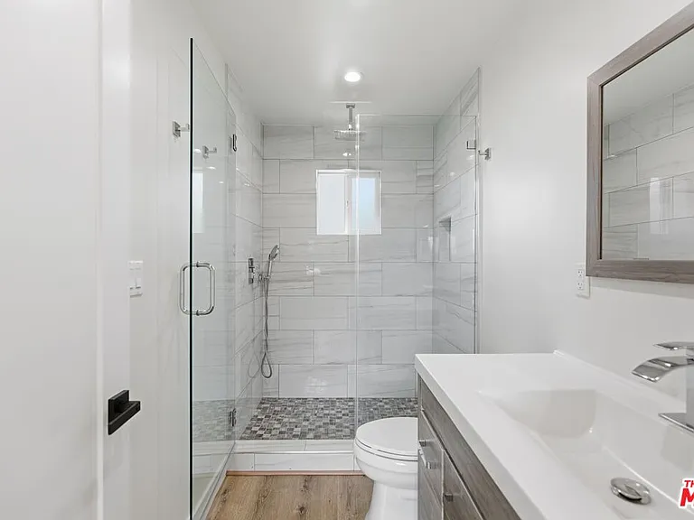 8337 Gladbeck Ave — Photo 14