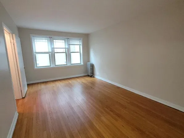 1914 W Lunt Ave APT 1N, Chicago, IL 60626