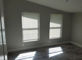 835 S 14th St, Silsbee, TX 77656