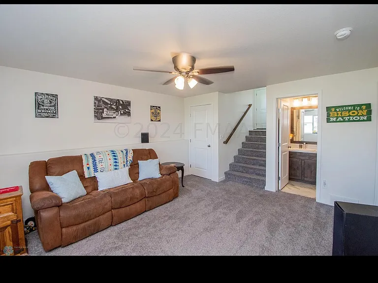 5804 Deb Dr W — Photo 8
