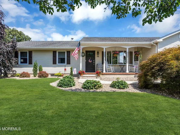 332 Colt Place, Manchester, NJ 08759