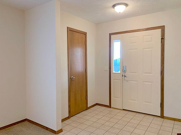 3rd image of 1322 Old Mill Rd