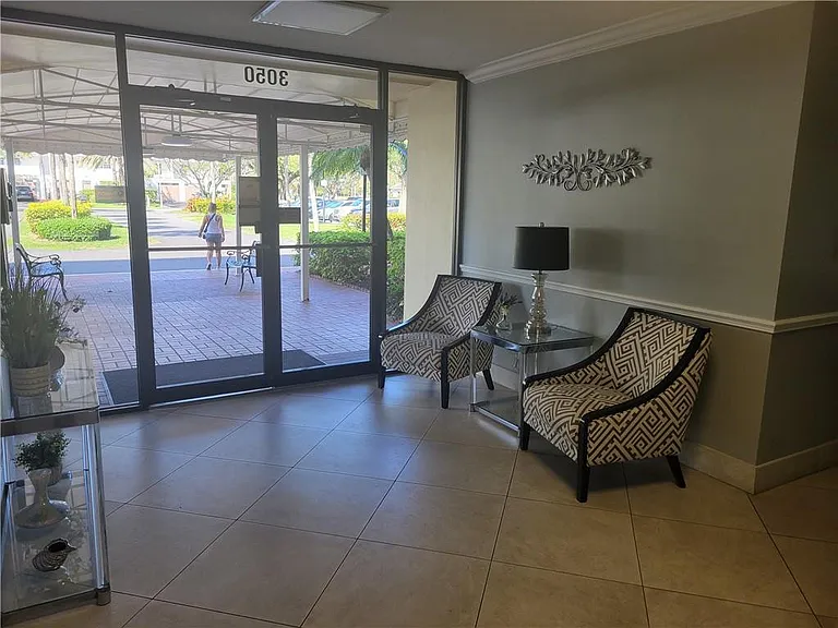 3050 N Palm Aire Dr #508 — Photo 25