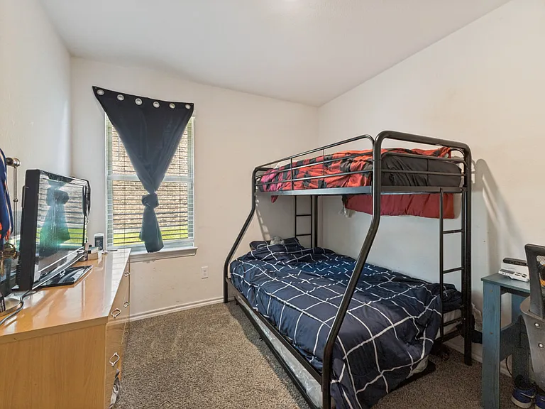 15127 Athena Dr — Photo 7