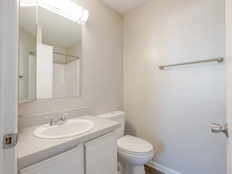 Laurel Pines — Photo 13